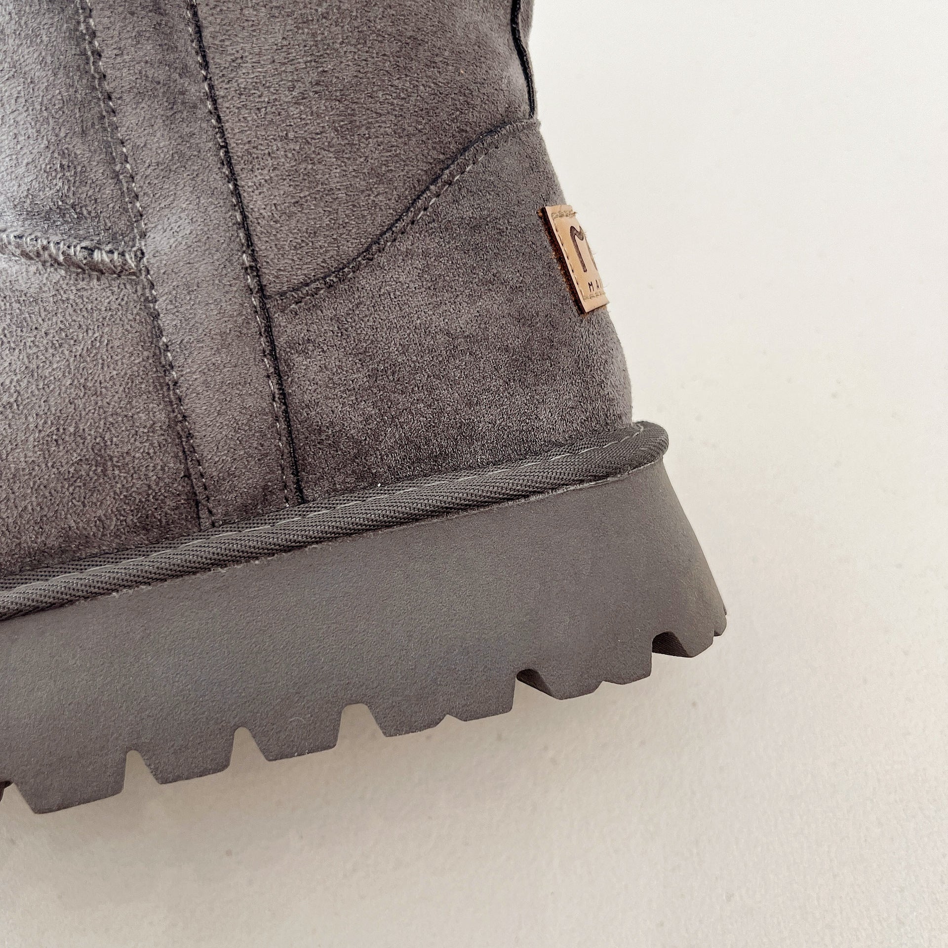 Damen warme Stiefel mit weichem Innenfutter und verstellbarem Schnallenverschluss