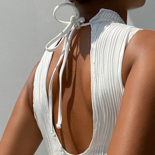 Damen Eleganter Hochkragen-Badeanzug mit feinen Rippendetails R&B