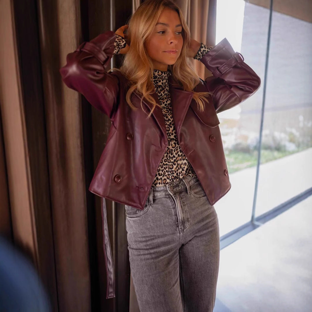 DamenModerne Jacke aus Kunstleder mit Taillengürtel und doppelt gestepptem Design R&B