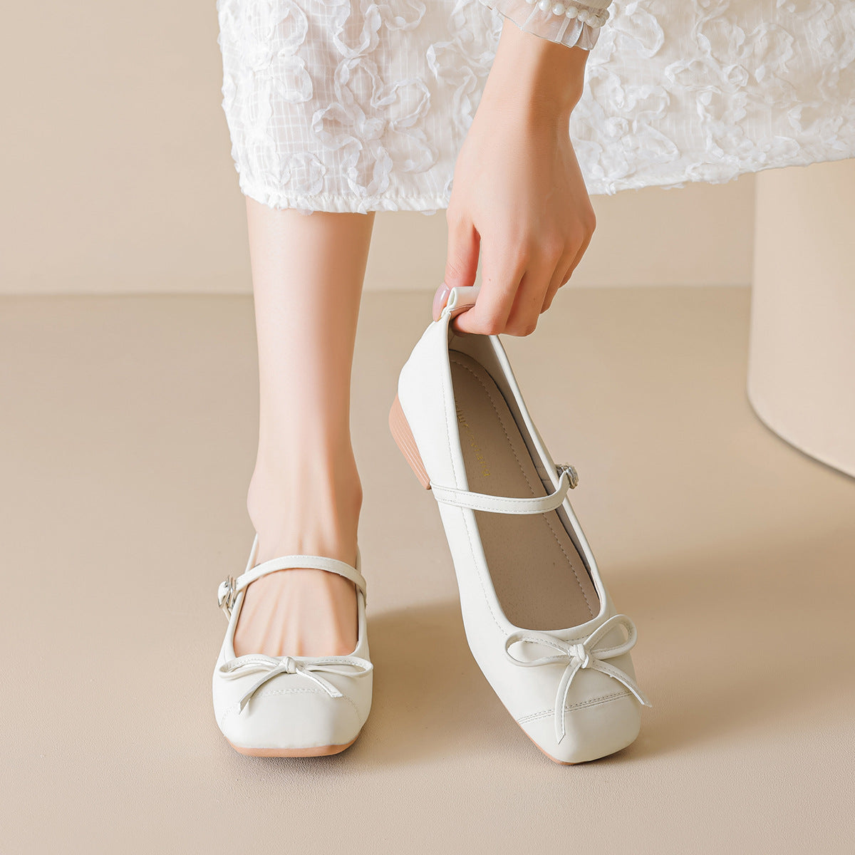 Damen Ballerinas mit eleganter Schleife und komfortablem Riemen