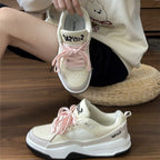 Damen Sportliche Sneakers mit atmungsaktiver Obermaterialstruktur und flexiblem Dämpfungssystem R&B