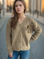 Damen Cardigan mit feinem Strukturmuster und dekorativen Knopfdetails R&B