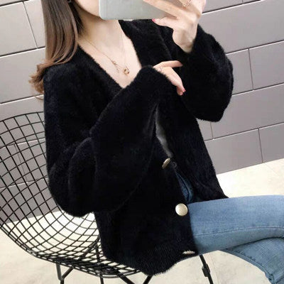 Damen Flauschige Strickjacke mit eleganten Knopfdetails R&B