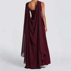 Damen Elegantes Maxikleid mit asymmetrischem Schnitt und fließendem Cape