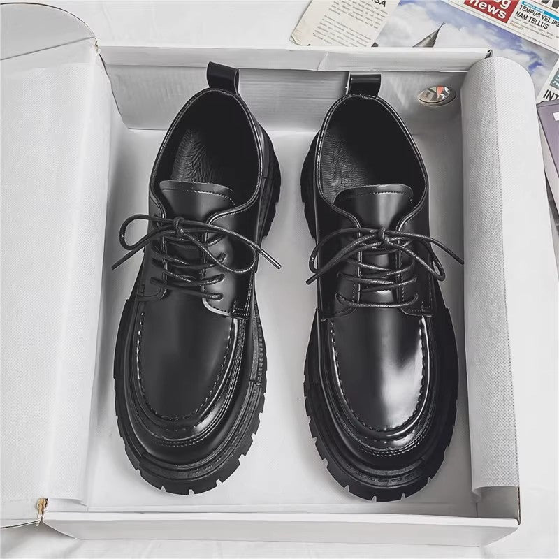 DamenModerne Schnürschuhe mit robustem Profil und trendigem Design R&B