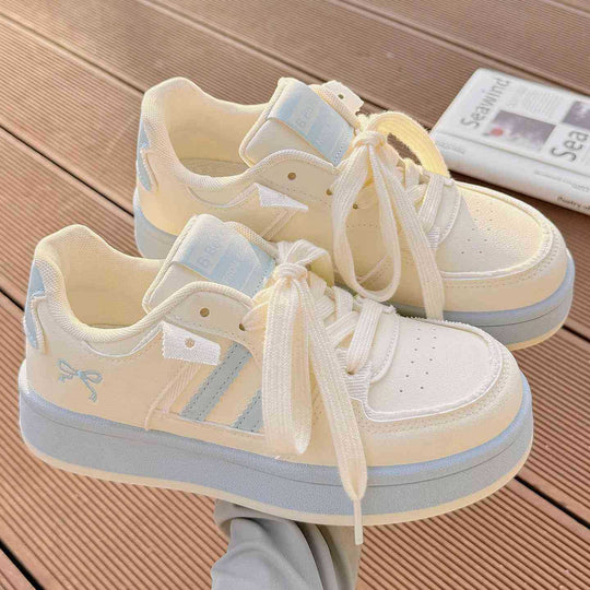 Damen Sportliche Sneakers mit modernen Akzenten und komfortabler Dämpfung R&B