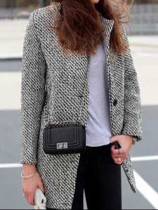 R&B | Winterjacke schwarz-weiß - elegantes Design mit Hahnentrittmuster