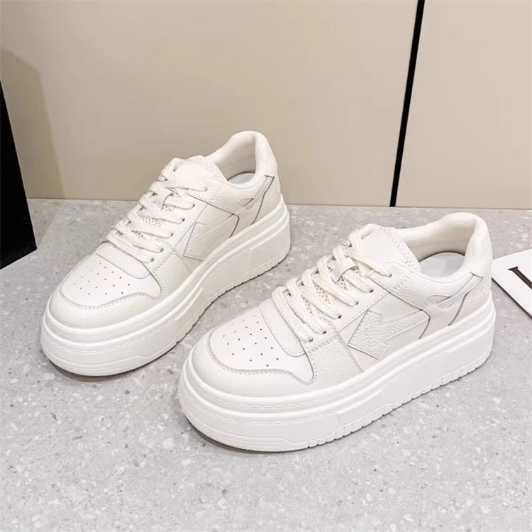 Damen Sneaker mit hohem Plateau und sportlichem Design