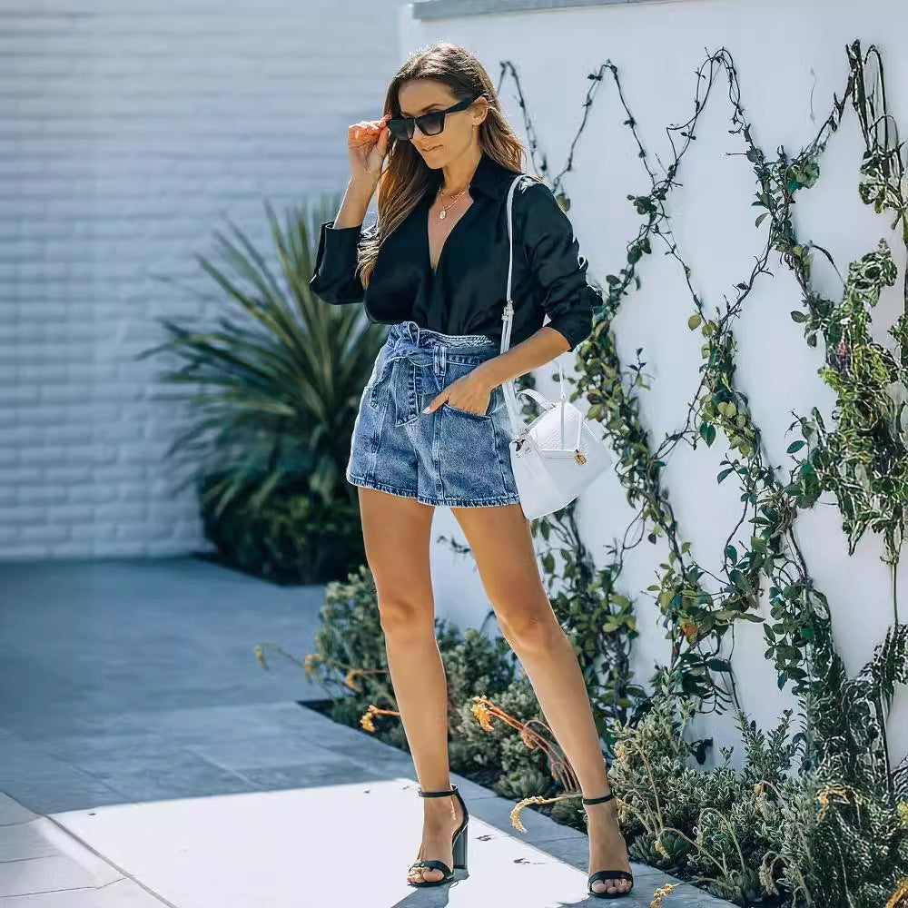 Damen Denim-Shorts mit hohem Bund und Taillengürtel R&B
