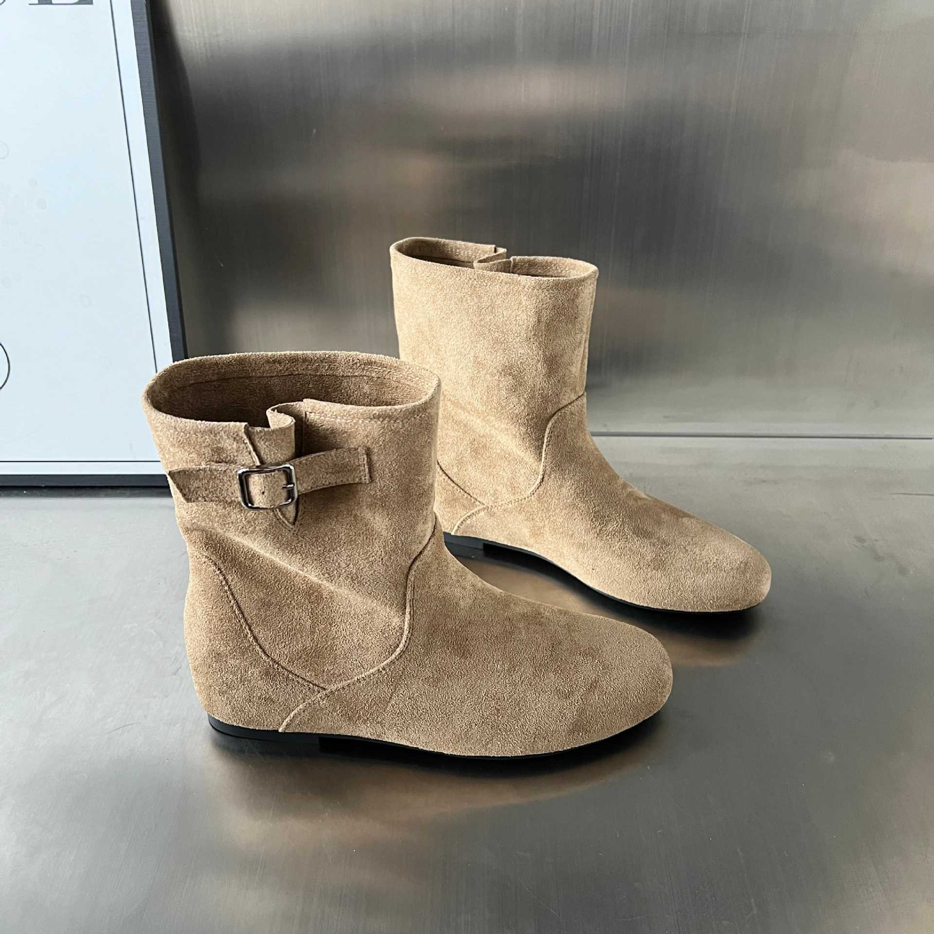 Damen elegante Stiefeletten aus weichem Wildleder mit modischem Schnallenverschluss R&B