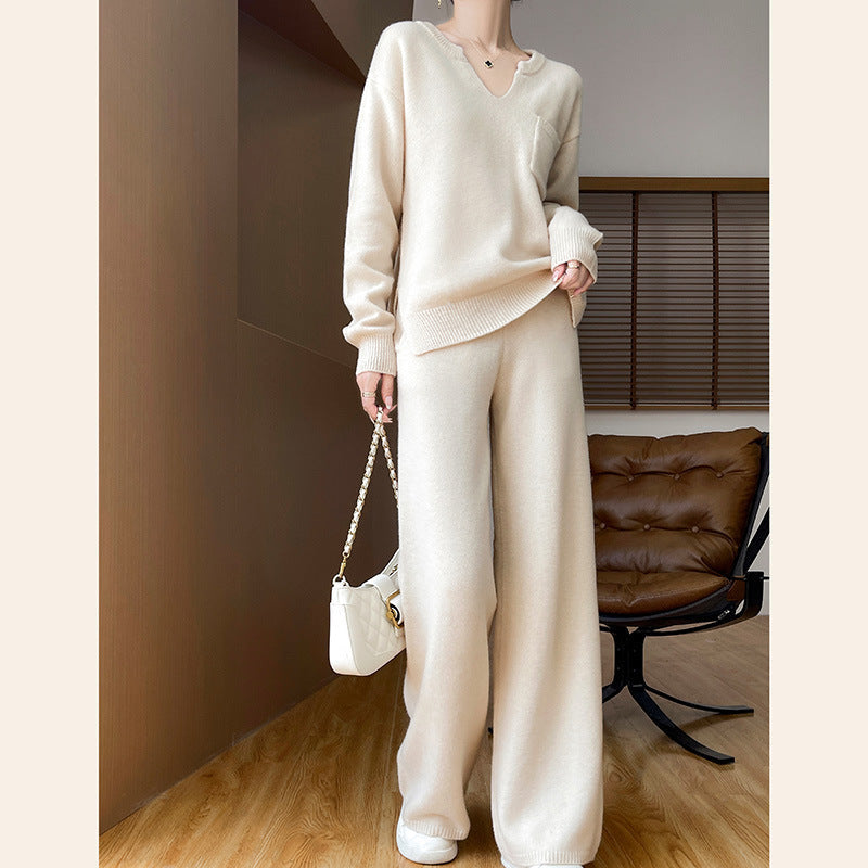 Damen gemütliches Strickensemble mit weitem Pullover und weiten Hosen