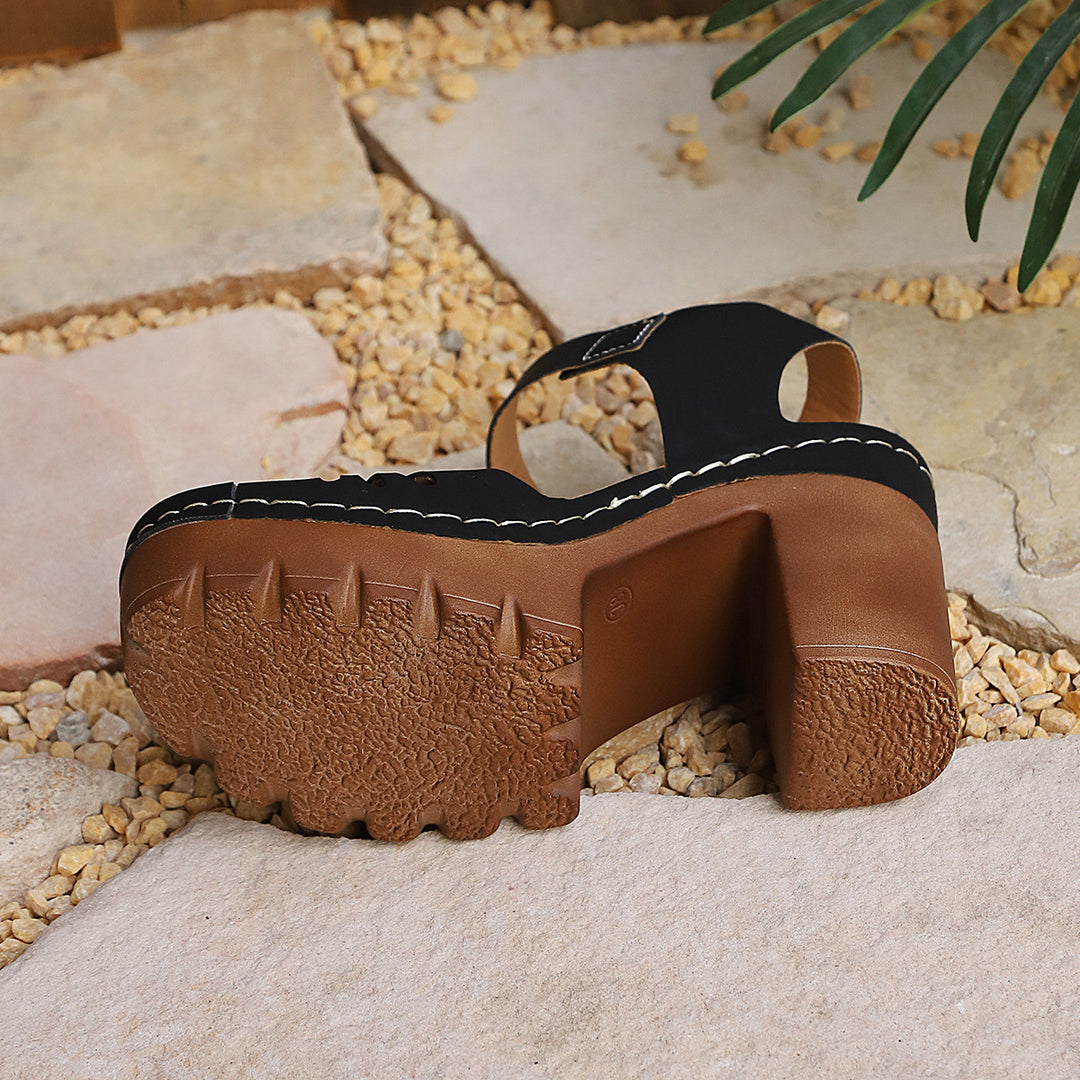 Damen Hochflorige Blockabsatzsandalen mit verspieltem Schnitt R&B