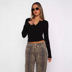 Damen Langarm Crop-Top mit eleganter V-Öffnung und figurbetontem Schnitt R&B