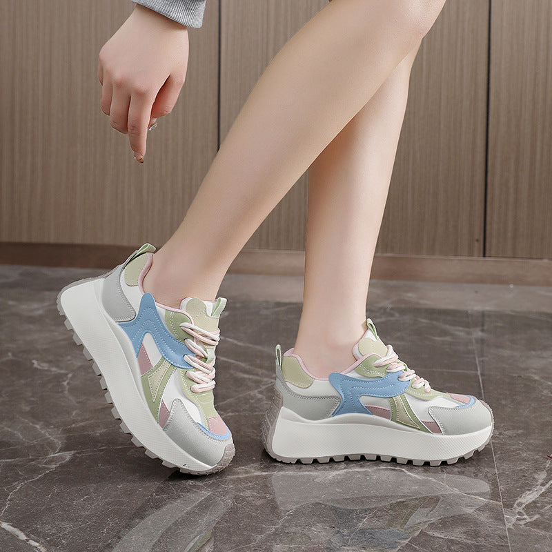 Damen Sportliche Plateau-Sneaker mit trendiger FarbgR&Bung und dämpfender Sohle R&B