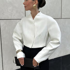 Damen Modische kurze Jacke mit voluminösen Ärmeln und hochgeschichtetem Kragen R&B