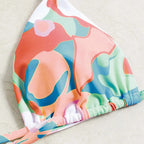 Damen Triangel-Bikini mit verspieltem Muster und verstellbaren Trägern
