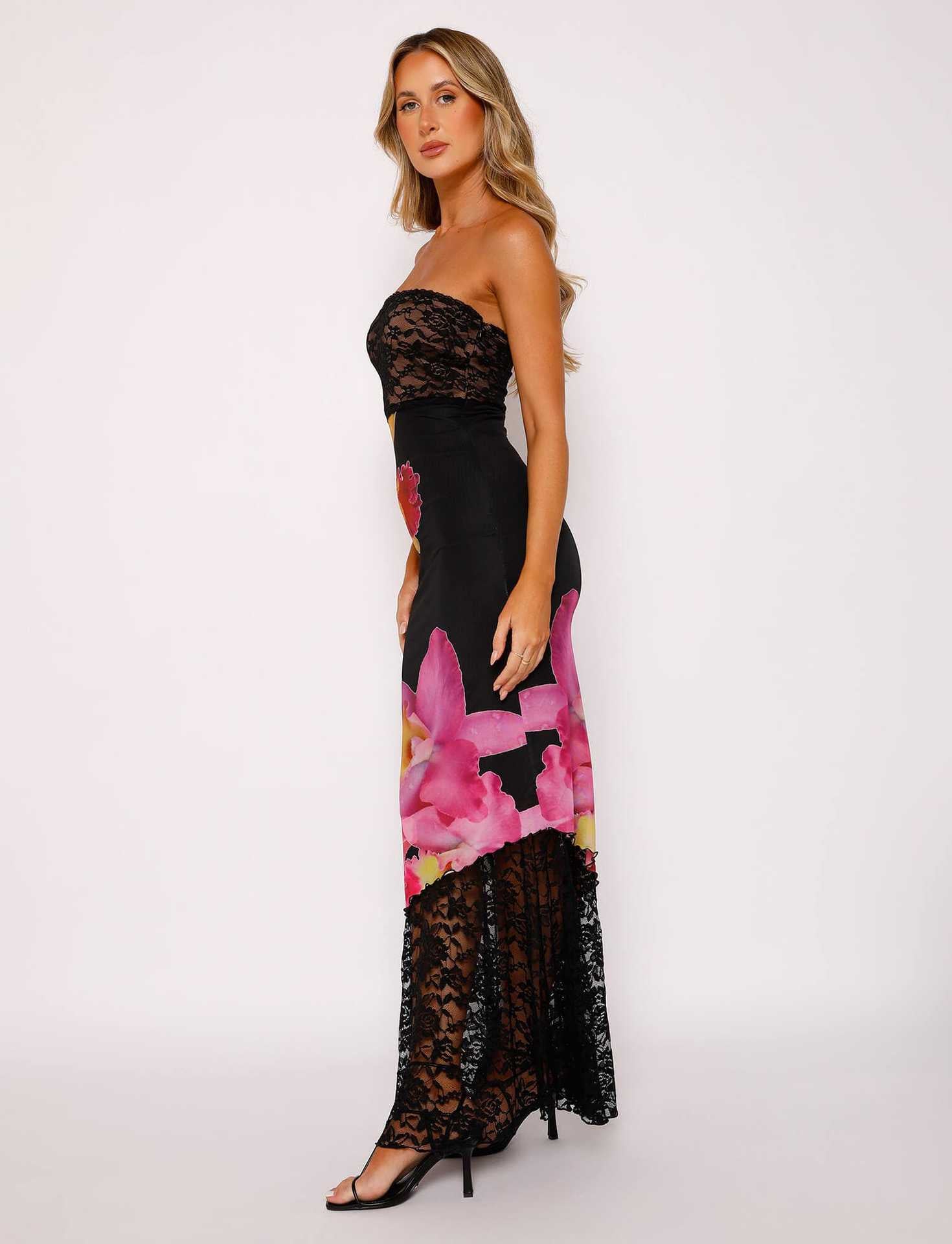 Damen Off-Shoulder Spitzenkleid mit Floral-Akzenten und transparentem Unterstoff R&B