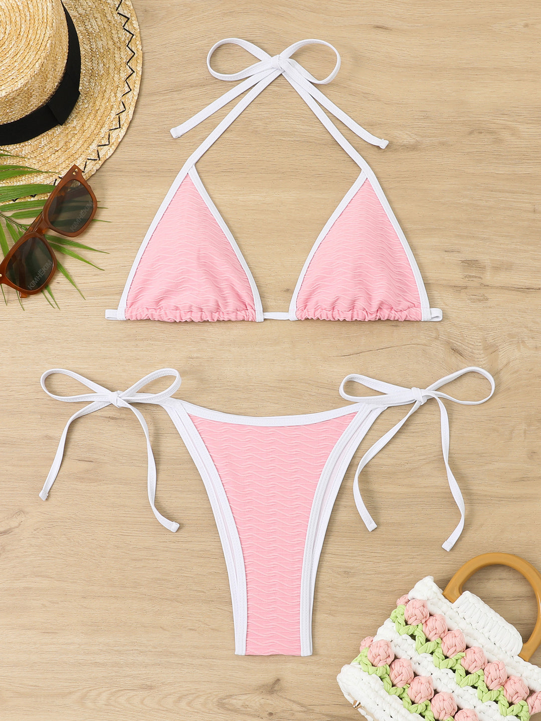 Damen Triangel-Bikini mit verstellbaren Trägern und hochwertigem Wellenmuster R&B