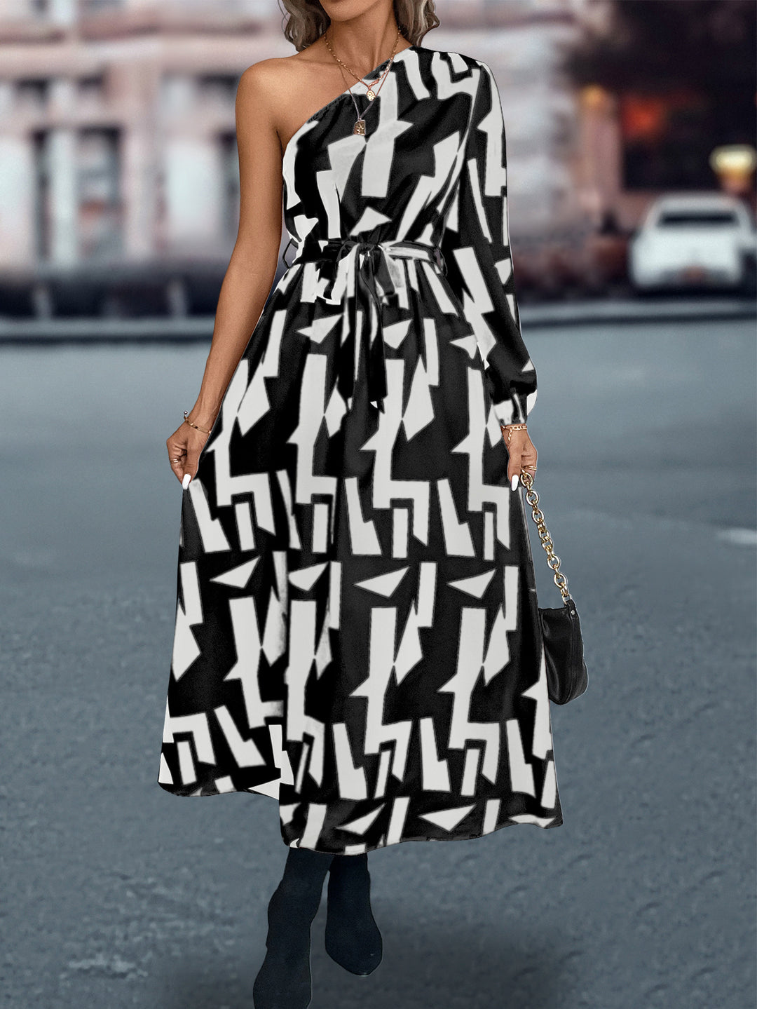 Damen Maxikleid mit asymmetrischem One-Shoulder-Design und Bindegürtel R&B
