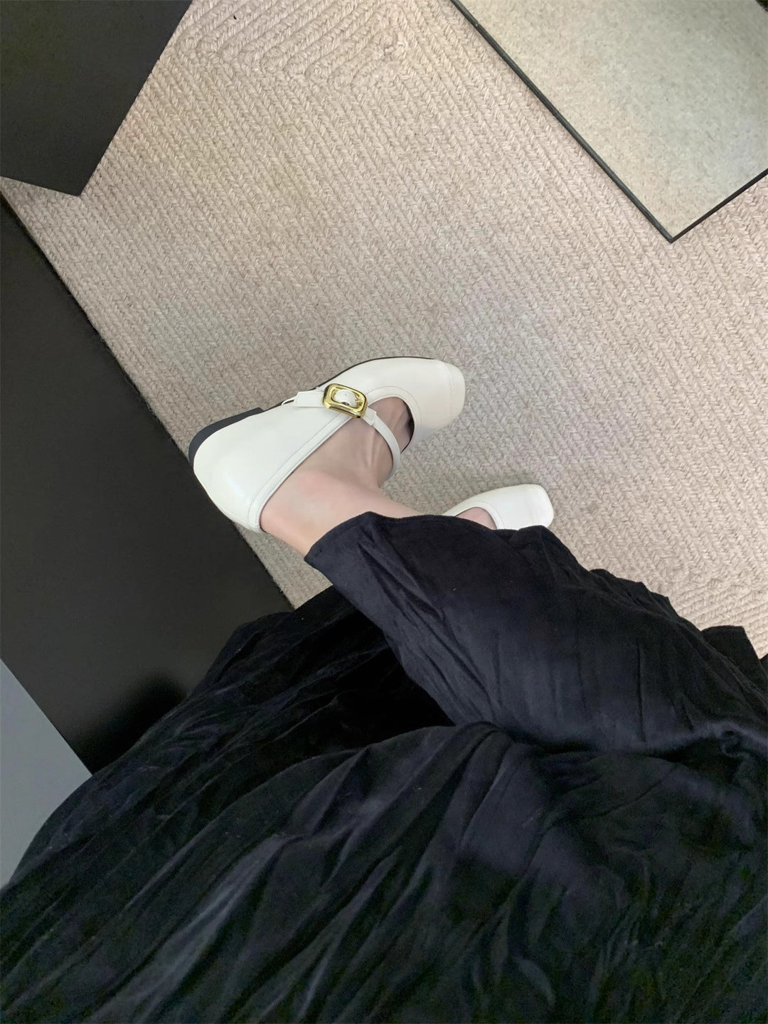 Damen Ballerinas mit eleganter Schnalle und metallischer Oberfläche R&B