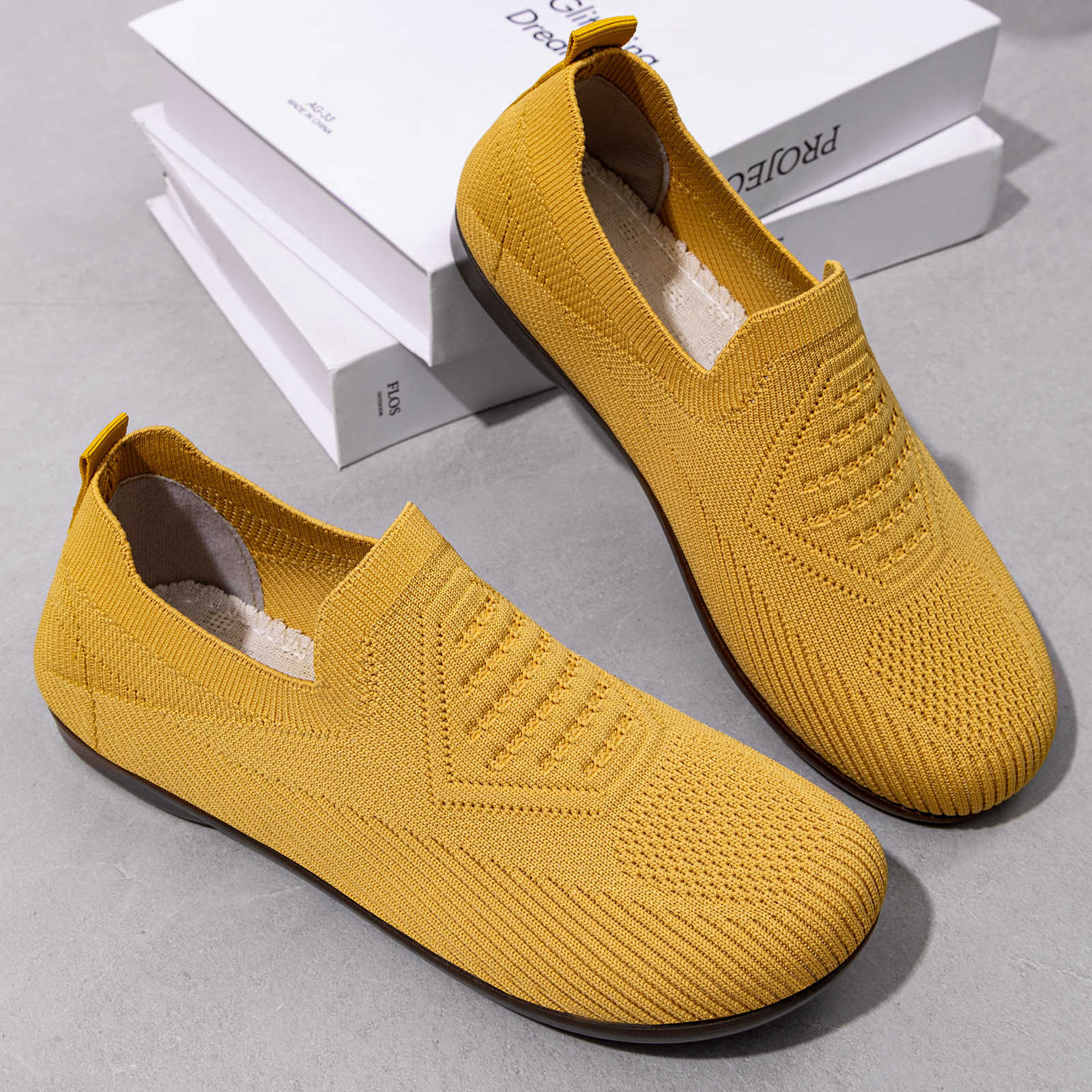 Damen Flexible Slip-On Sneaker mit atmungsaktivem Strickoberteil R&B
