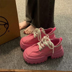 Damen Sneakers mit futuristischem Design und dämpfender Komfortsohle