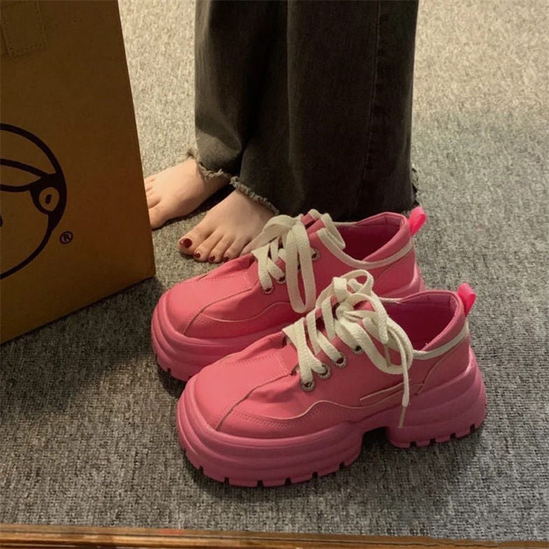 Damen Sneakers mit futuristischem Design und dämpfender Komfortsohle
