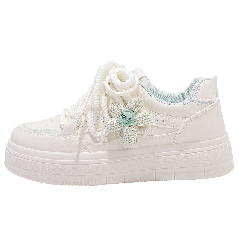 Damen Sneakers mit floralem Anhänger und komfortabler Sohle