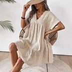 Damen Verspieltes Sommerkleid mit V-Ausschnitt und Rüschensaum R&B