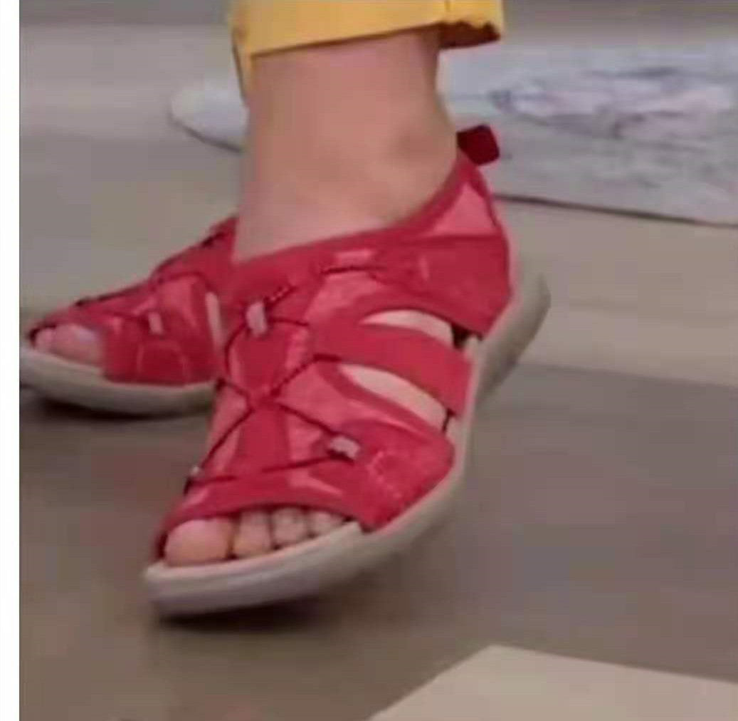 Damen Freizeitsandalen mit elastischen Riemen und rutschfester Sohle R&B