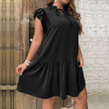Damen Fließendes Sommerkleid mit verspielten Rüschendetails und praktischer Knopfleiste R&B