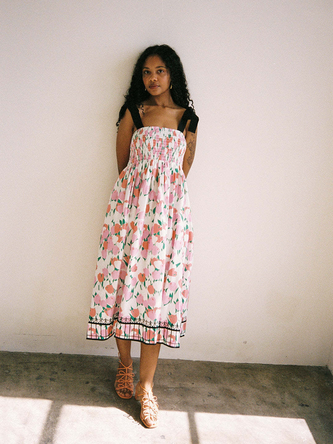 Damen Maxikleid mit floralem Print und elastischem Oberteil R&B