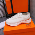 Damen Komfortable Sneakers mit atmungsaktiver Oberflächenstruktur und dämpfender Sohle R&B