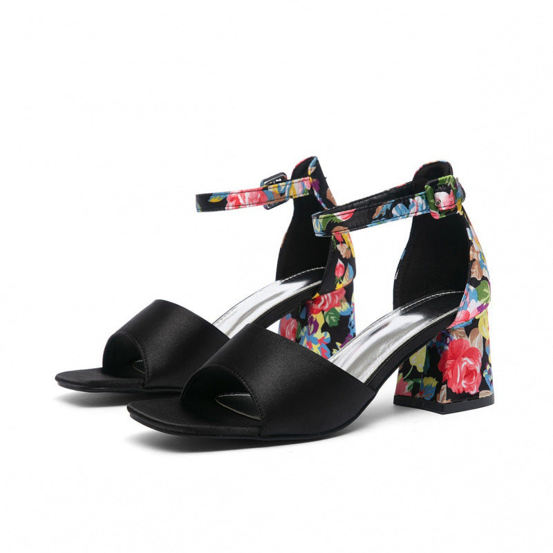 Damen Blockabsatz-Sandalen mit floralem Riemen und offenem Zehenbereich R&B