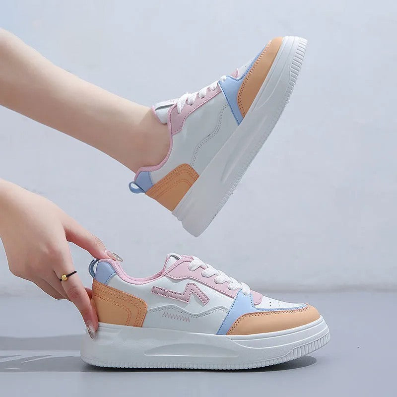 Damen Sportliche Freizeitschuhe mit Plateau und modischen Akzenten R&B
