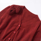 Damen modische Strickjacke mit Druckknopfverschluss und dekorativem Rüschendetail R&B
