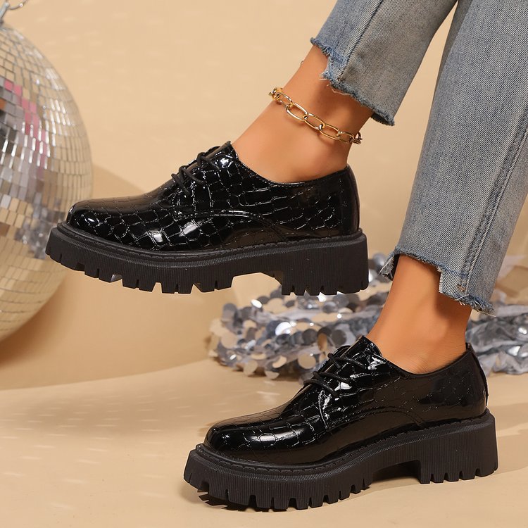 Damen Schnürschuhe im modischen Krokodilleder-Look mit robustem Profilsohle R&B