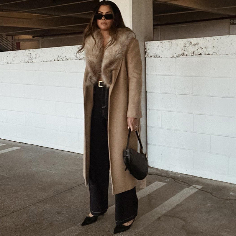 Damen Eleganter Trenchcoat mit gemütlichem Faux-Fur-Kragen und taillierbarem Gürtel