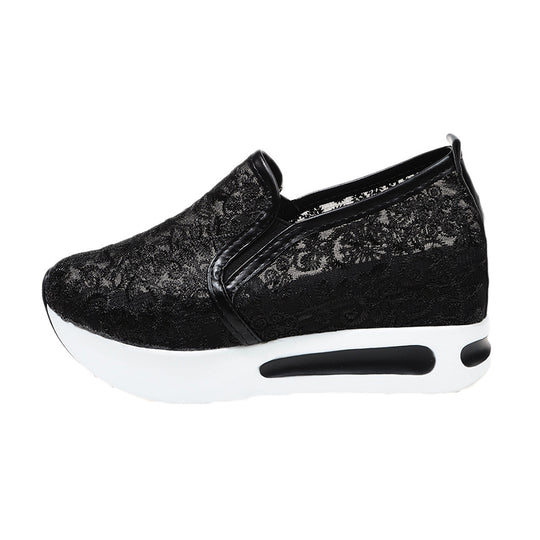 Damen Slip-On Sneakers mit romantischem Spitzen-Obermaterial R&B