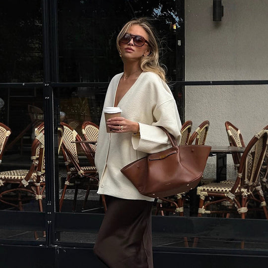 Damen Grobstrickjacke mit tiefem V-Ausschnitt und weiten Ärmeln R&B