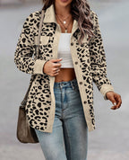 Damen Freizeitjacke im angesagten Leopardenmuster mit aufgesetzten Taschen R&B