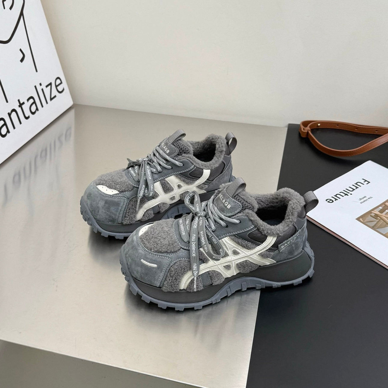 Damen Sportliche Sneakers mit warmem Innenfutter und rutschfester Laufsohle R&B