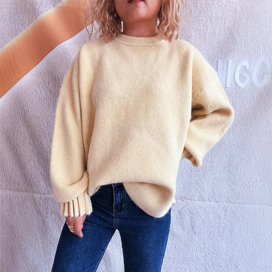 Damen lässiger Strickpullover mit weitem Rundhalsausschnitt und fluffiger Textur R&B