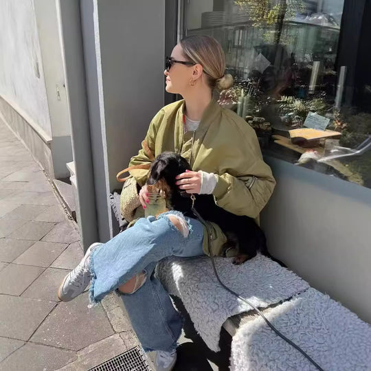 Damen sportliche Bomberjacke mit praktischen Taschen und Stehkragen R&B