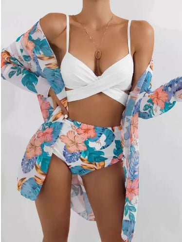 Damen Zweiteiliges Bikini-Set mit floralem Wickelüberwurf R&B