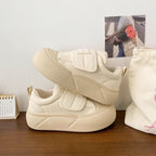 Damen Sneaker mit verstellbarem Klettverschluss und innovativem Sohlenprofil R&B