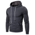 Herren Sportlicher Kapuzenpullover aus weichgewR&Btem Material mit praktischer Kängurutasche R&B