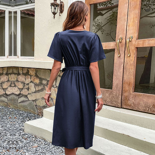 Damen Midi-Kleid mit eleganter Wickeloptik und praktischen Knopfdetails R&B
