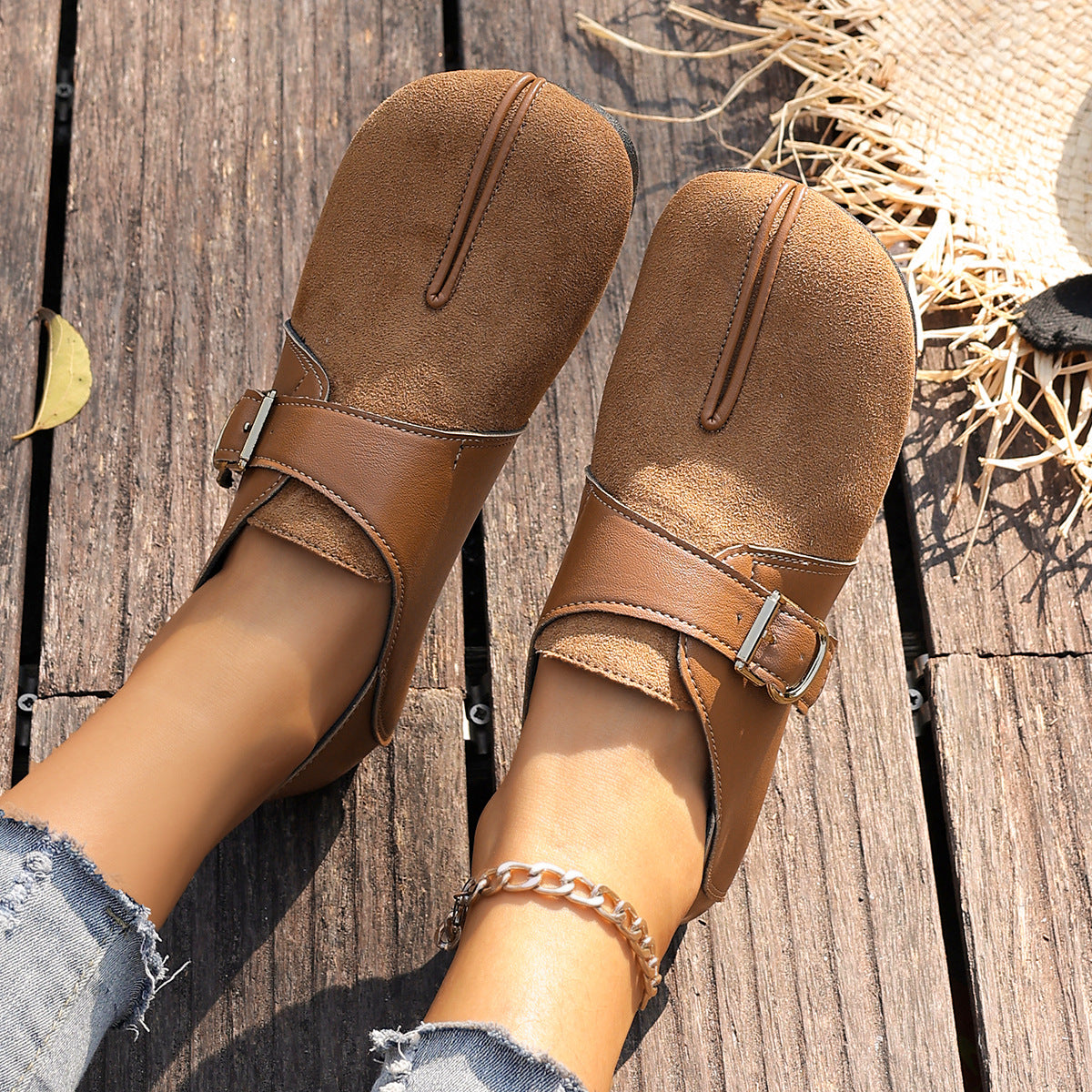 Damen bequeme Clogs mit trendigem Riemendesign und komfortabler Fußbettung R&B
