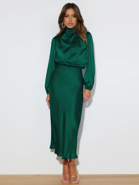 Damen Satin-Maxikleid mit hohem Kragen und Raffungen R&B